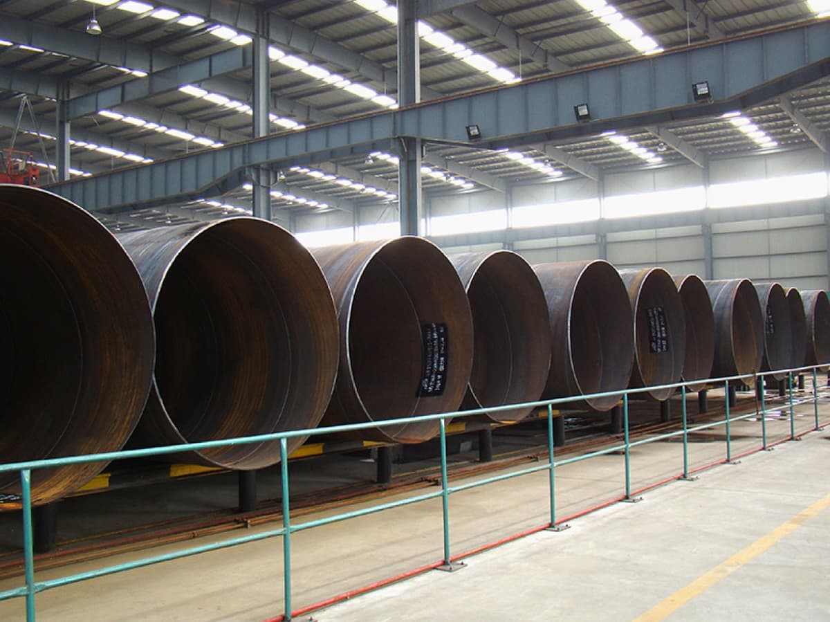 Vista de Tubería Helicoidal para proyectos de minería en un almacén